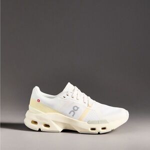 NWT On Cloudpulse Sneakers